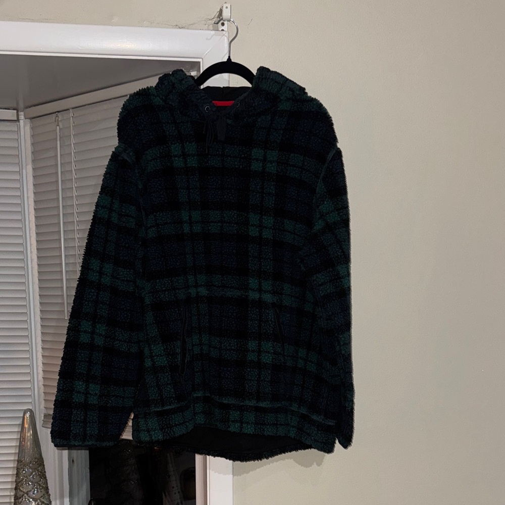 Vineyard Vines Fleece Jacket in Black and Green